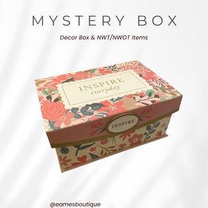 NWT/NWOT 5LB MYSTERY BOX READ 👇🏼 RETAIL OVER $100